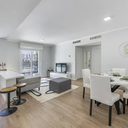 Escapada Premium Sol, Piscina Y Апартаменти *
