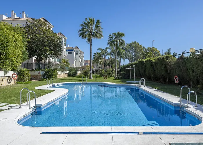 Escapada Premium Sol, Piscina Y * Марбелья